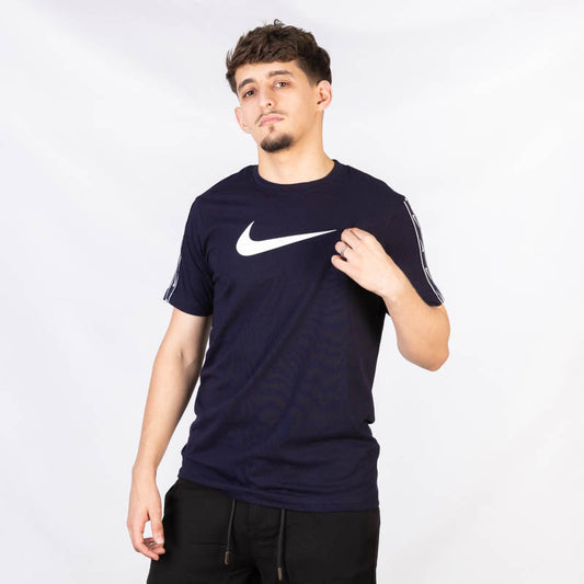 T-shirt NIKE
