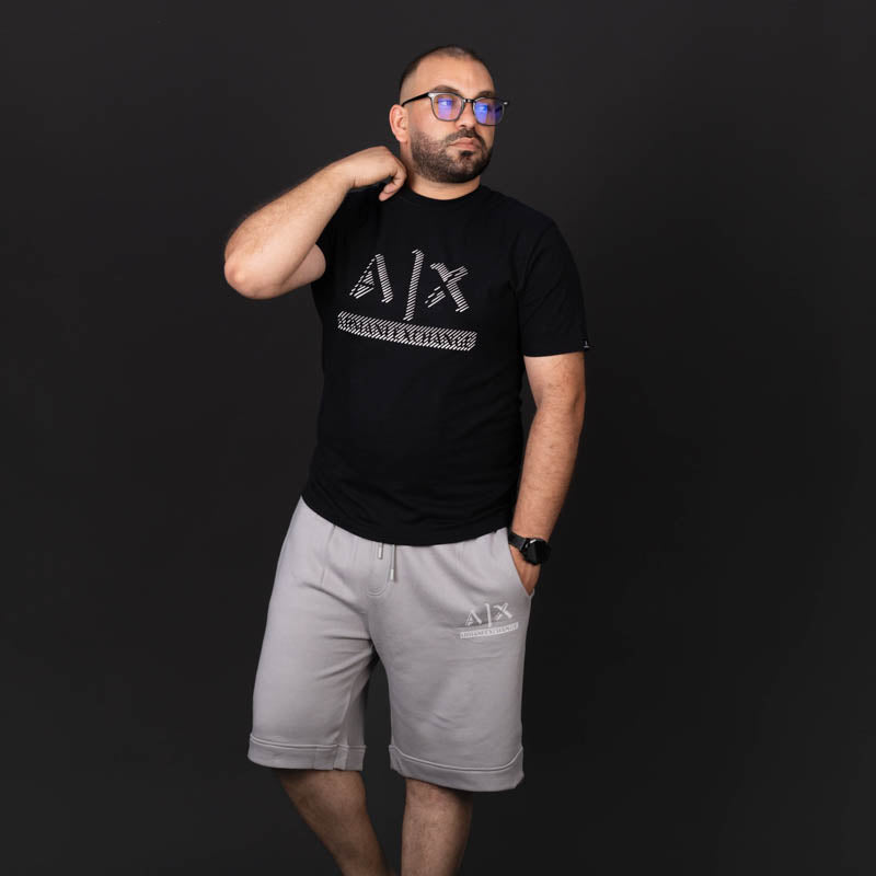 اونسومبل ارماني بسعر استثنائي 290 الف فقط